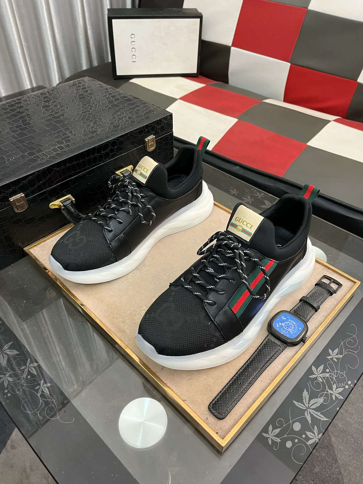 Men's shoes 💰440⌚️⌚️[GUCCI] The latest trendy men's casual shoes, the fabric is made of embossed cowhide imported from Italy, comfortable sheepskin lining + feet, the original outsole is wear-resistant and non-slip, high-level version, size: 38-442️⃣Colors available